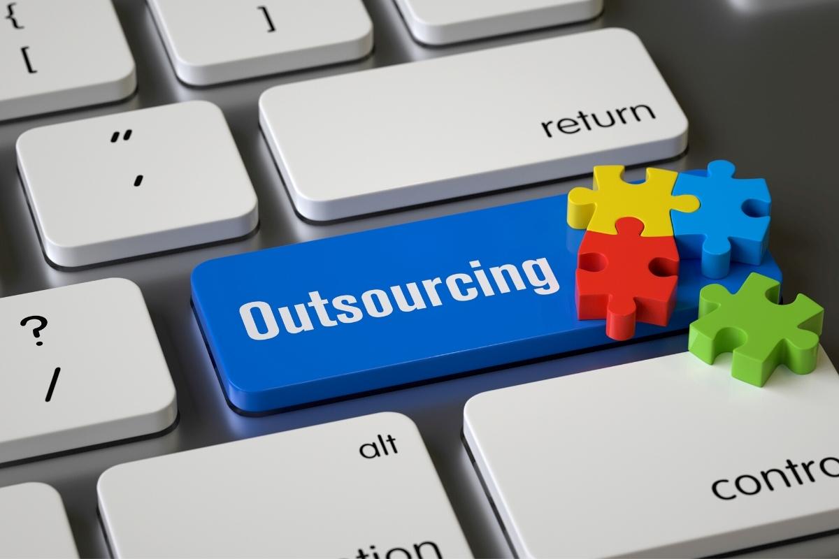 This article provides tips on how to choose a data entry outsourcing company provider and key factors to consider when outsourcing data entry services.